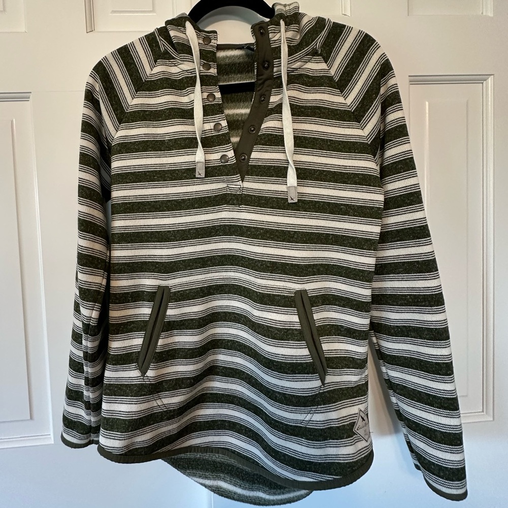 Eddie Bauer Green and White Striped Pullover Sweater